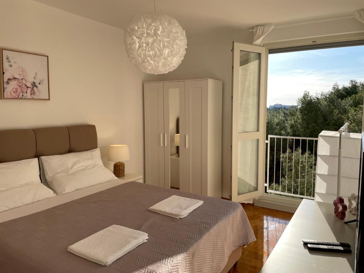 Apartment Bella Veruda In Pula Exterior photo